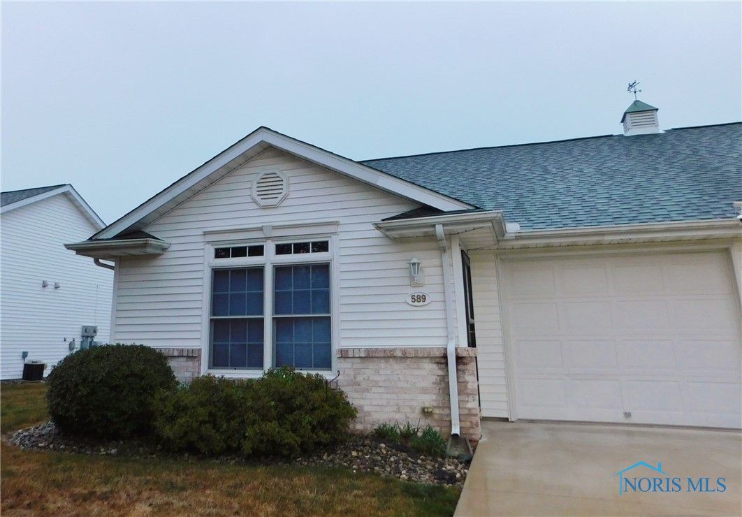 Briarheath Dr, Defiance, OH 43512