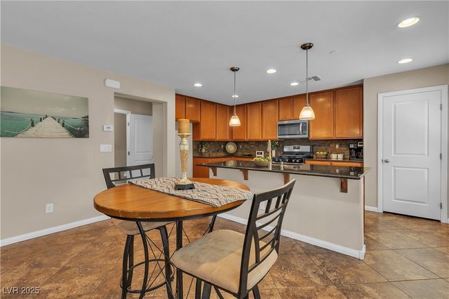 2376 Via Firenze, Townhouse with 3 bedrooms, 3 bathrooms and null parking in Henderson NV | Image 9