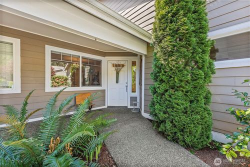b4-211 E Sterling Dr, Allyn, WA, 98524-7721 | Card Image
