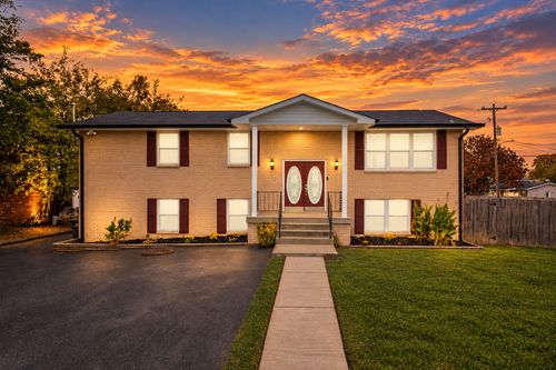 2909 Edge Moor Dr, Nashville, TN, 37217 | Card Image
