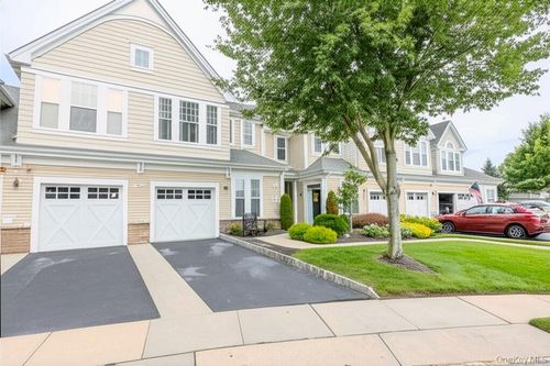 23 Sonata Ct, Lake Grove, NY, 11755-1319 | Card Image