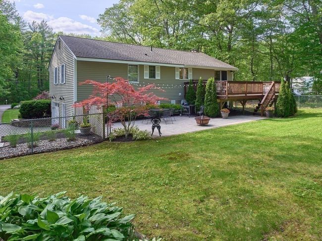 190 Stafford St, House other with 3 bedrooms, 2 bathrooms and 8 parking in Charlton MA | Image 22