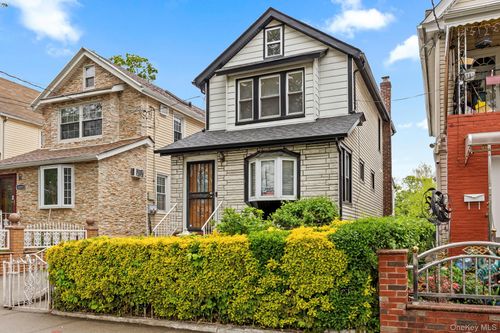 10257 189th St, Hollis, NY, 11423-3117 | Card Image