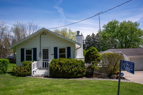 N3220 Acacia Rd, Lake Geneva, WI, 53147-3364 | Card Image