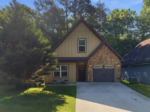 5616 Wolfpack Trl, Ooltewah, TN, 37363-2200 | Card Image