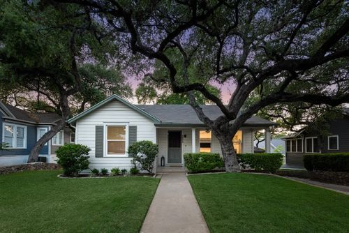 2844 Shoal Crest Ave, Austin, TX, 78705-3515 | Card Image