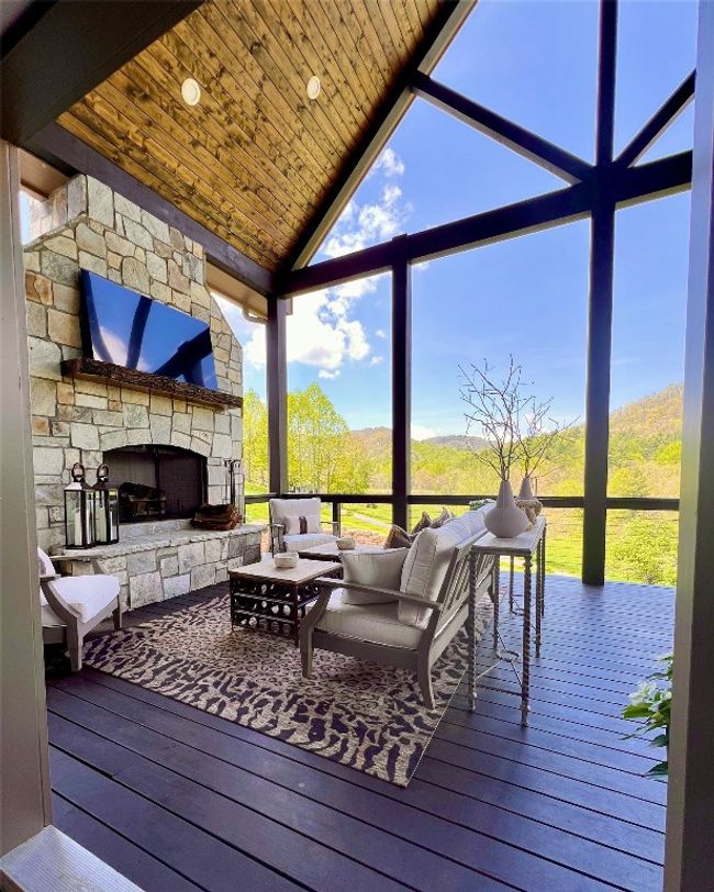 207 Comanche Rd, House other with 4 bedrooms, 4 bathrooms and null parking in Cullowhee NC | Image 45