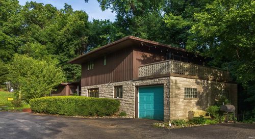 1827 N Saint Joseph Ave, Evansville, IN, 47720-5453 | Card Image