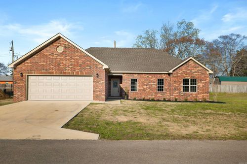 121 Pecan St, Lake City, AR, 72437-8881 | Card Image
