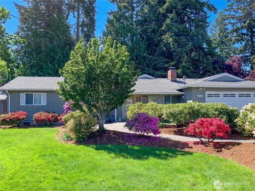 7015 123rd Ave Se, Newcastle, WA, 98056-1215 | Card Image