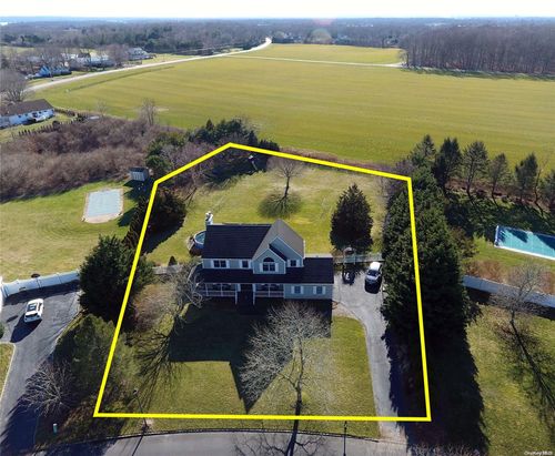 19 Fox Trail Ct, Aquebogue, NY, 11931-2078 | Card Image