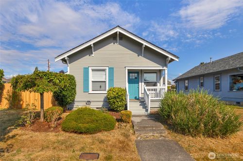 2423 Highland Ave, Everett, WA, 98201-3248 | Card Image