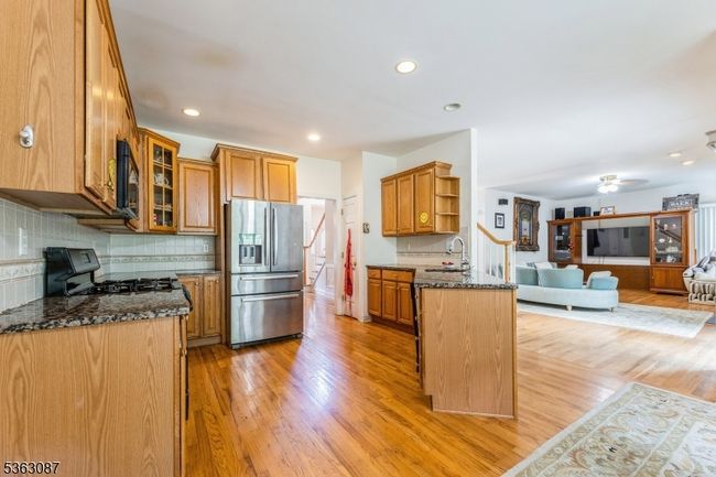 42 Stephens Mill Rd, House other with 4 bedrooms, 3 bathrooms and null parking in Hackettstown NJ | Image 9