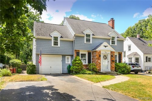 198 N Long St, Amherst, NY, 14221-5314 | Card Image
