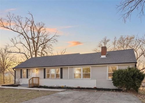 10230 Oakley Ave, Kansas City, MO, 64137-1367 | Card Image