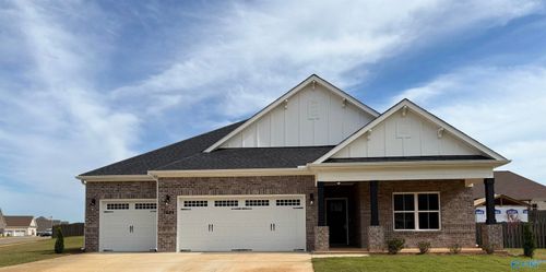 7604 Shaun Leslie Cir, Owens Cross Roads, AL, 35763-4203 | Card Image