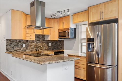 854-854 Normandy R, Delray Beach, FL, 33484-7939 | Card Image