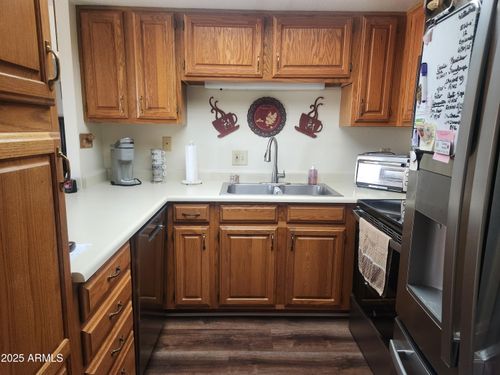 b110-10330 W Thunderbird Blvd, Sun City, AZ, 85351-3040 | Card Image
