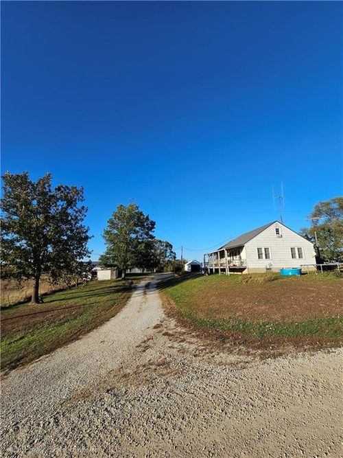 28641 Ivan Rd, Purdin, MO, 64674-8122 | Card Image
