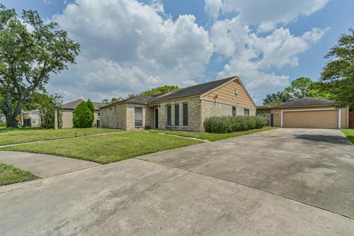 7119 Rancheria Dr, Houston, TX, 77083-4329 | Card Image