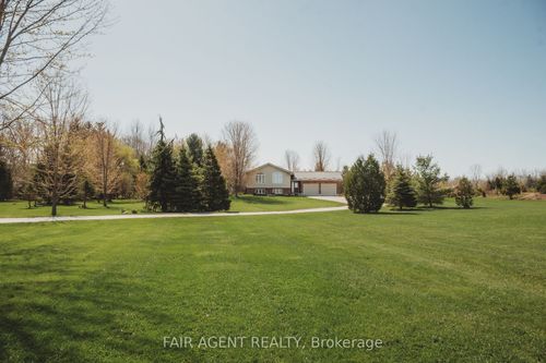 12120 Gale Rd, Ailsa Craig, ON, N0M1A0 | Card Image