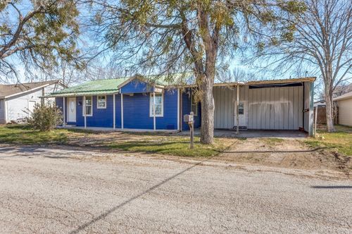 303 S Russell St, Alvarado, TX, 76009-4399 | Card Image