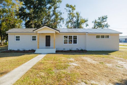 47 S Miller St, Lakeland, GA, 31635-6424 | Card Image