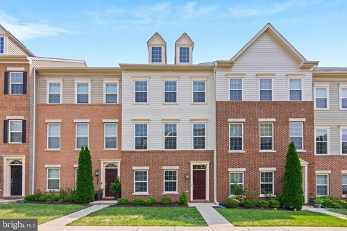 9236 Garrettson Cir, Perry Hall, MD, 21128-8838 | Card Image