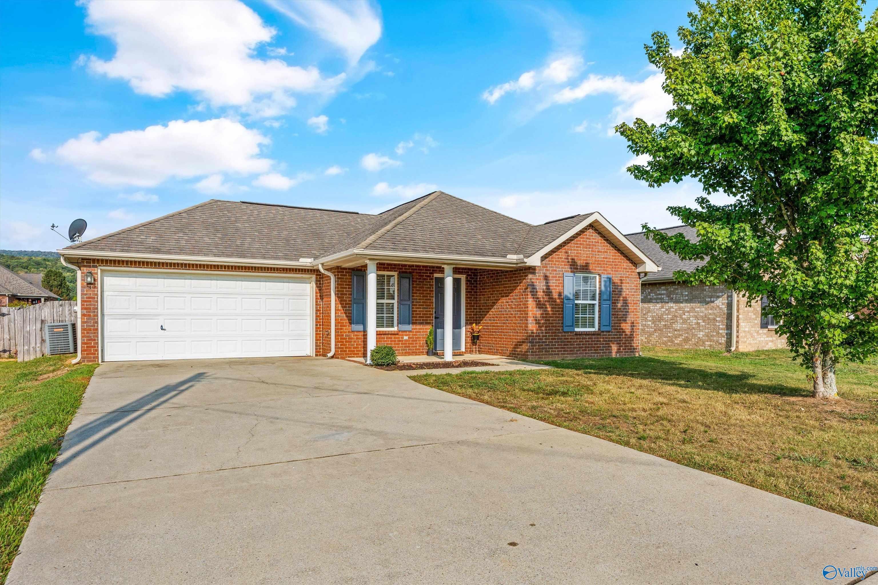 Wade Rd, Owens Cross Roads, AL 35763 #1