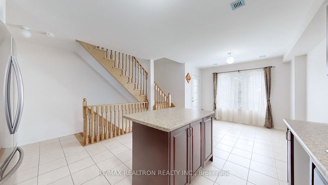 16 Eastern Skies Way, House attached with 3 bedrooms, 4 bathrooms and 1 parking in Markham ON | Image 16