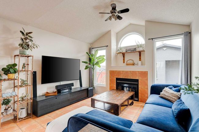 356 Prestwick Heights Se, House other with 4 bedrooms, 3 bathrooms and 2 parking in Calgary AB | Image 5