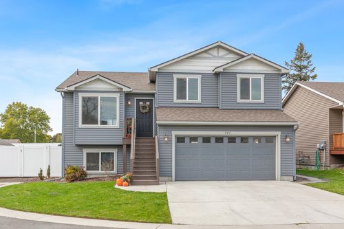 521 N Calvin Ln, Spokane Valley, WA, 99216-5218 | Card Image