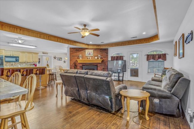 505 3 Rd St, House other with 3 bedrooms, 3 bathrooms and null parking in Dodd City TX | Image 17