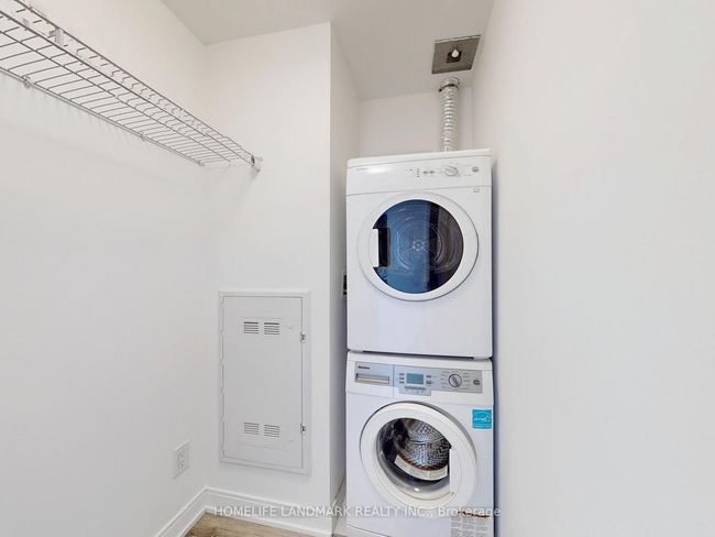 3302 - 50 Charles St E, Condo with 0 bedrooms, 1 bathrooms and null parking in Toronto ON | Image 15