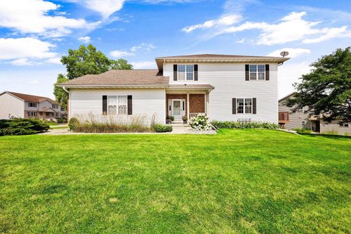 1-573 Kelvington Drive, Sun Prairie, WI, 53590 | Card Image