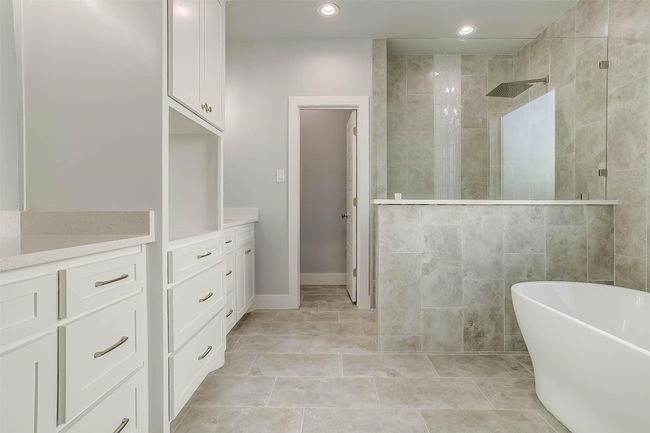 580 Highview Ct, House other with 4 bedrooms, 3 bathrooms and null parking in Godley TX | Image 20