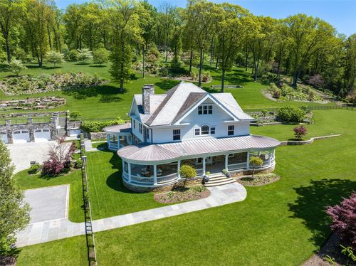 402 Sarles St, Bedford Corners, NY, 10549-4741 | Card Image