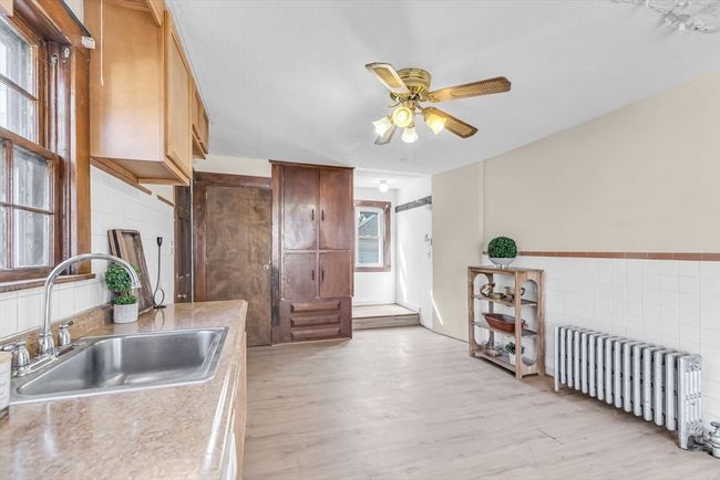 274 Commonwealth Ave, House other with 3 bedrooms, 2 bathrooms and 4 parking in Springfield MA | Image 11