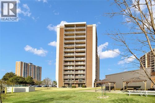 1023-9099 Riverside Drive E, Windsor, ON, N8S4P9 | Card Image