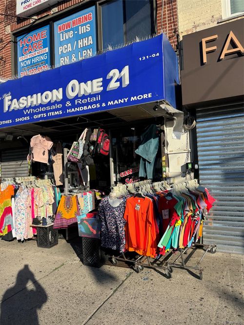 main-floor-12104 Liberty Avenue, New York, NY, 11419 | Card Image