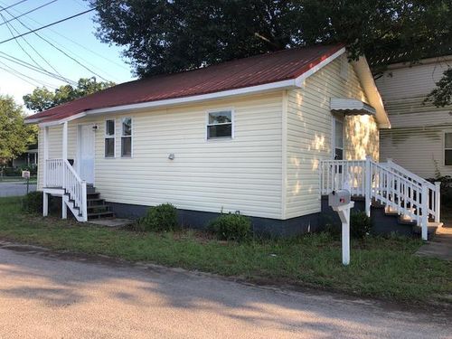 1900 Ubank St, North Charleston, SC, 29405-7856 | Card Image