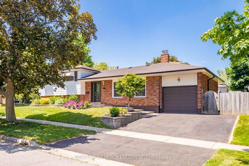 50 Chapais Cres, Scarborough, ON, M1C2C5 | Card Image