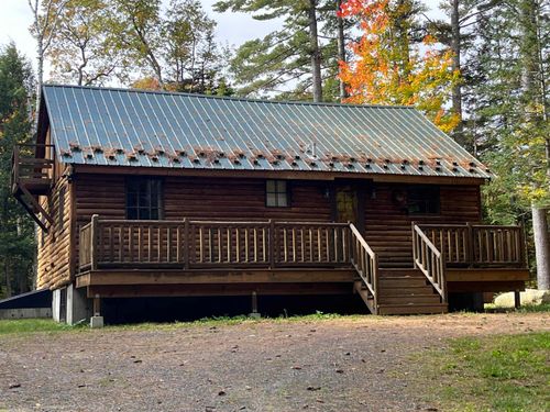 28 Canedy Rd, Stratton, VT, 05360-6702 | Card Image