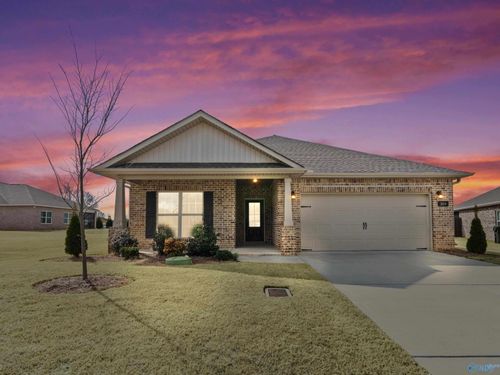 204 Joan Cir, Harvest, AL, 35749-5824 | Card Image