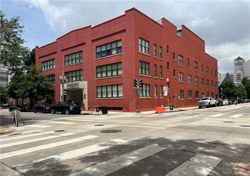apt-111-760 Magazine St, New Orleans, LA, 70130-7900 | Card Image