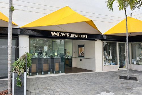 270-270 Miracle Mile, Coral Gables, FL, 33134-5908 | Card Image