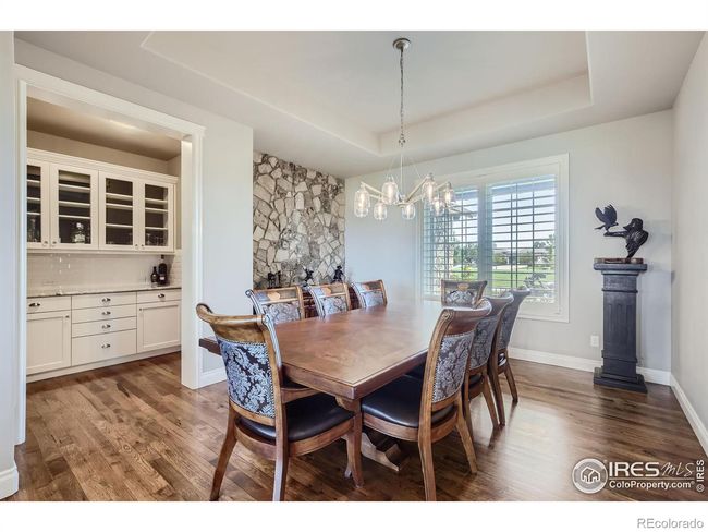Spacious breakfast nook | Image 11