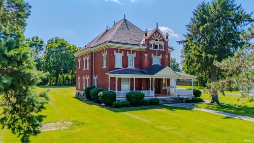 932 N Washington St, Marion, IN, 46952-2206 | Card Image