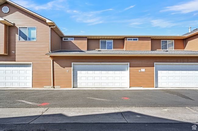View of front of house with a garage | Image 30