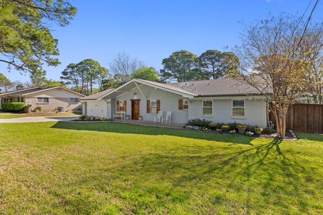 3612 Grandview Dr, House other with 3 bedrooms, 2 bathrooms and null parking in Grapevine TX | Image 4